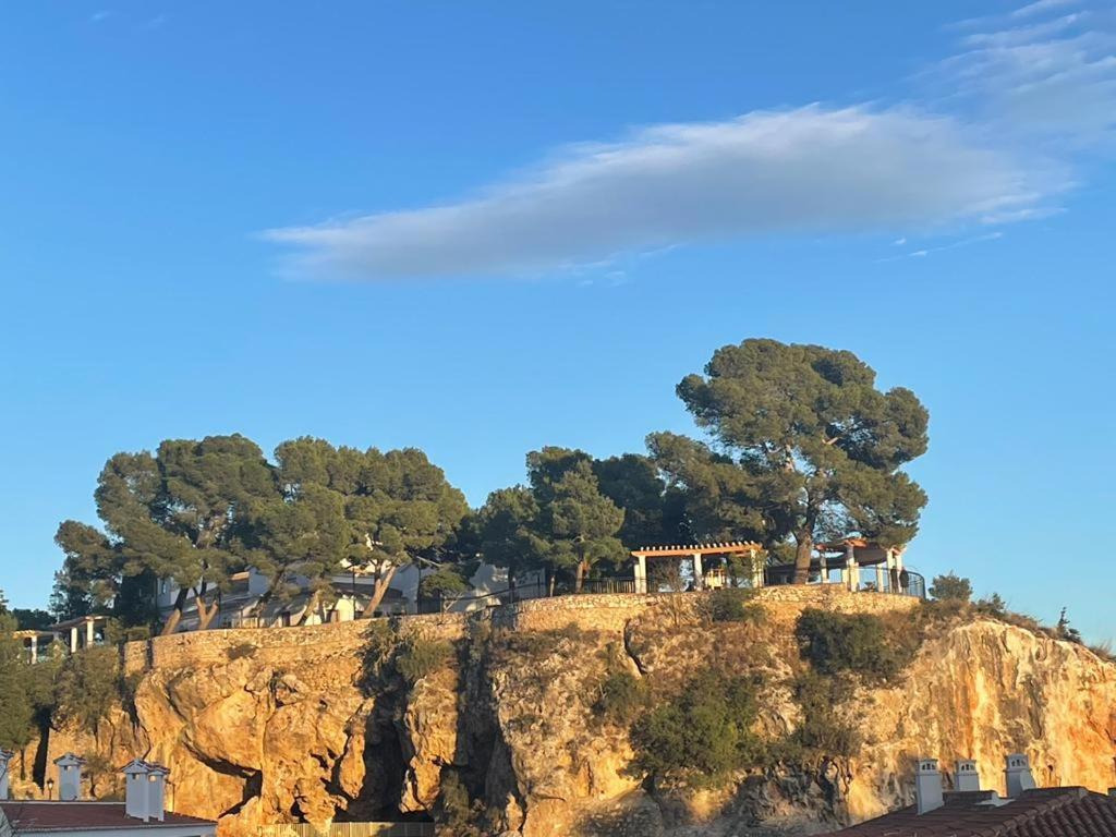 Lovely Cozy 2-Bedroom Residential Home With Patio Benalmádena Exteriör bild